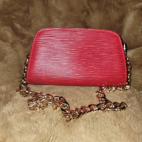 Louis Vuitton Epi Dauphine Jaune Red Clutch Toiletry Crossbody Bag Authentic - Picture 2 of 16